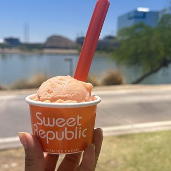 Sweet Republic - Dairy-free Peach - Ice Cream & Frozen Yogurt Near Me - Tempe, Arizona Sweet Republic - Dairy-free Peach - Ice Cream & Frozen Yogurt Near Me - Tempe, Arizona