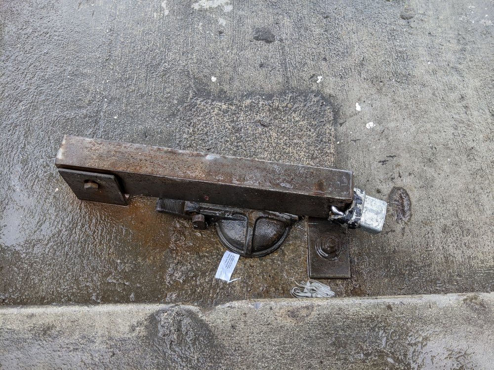 WESTRIDGE CHEVRON Updated October 2024 29 Reviews 1250 N Davis Rd