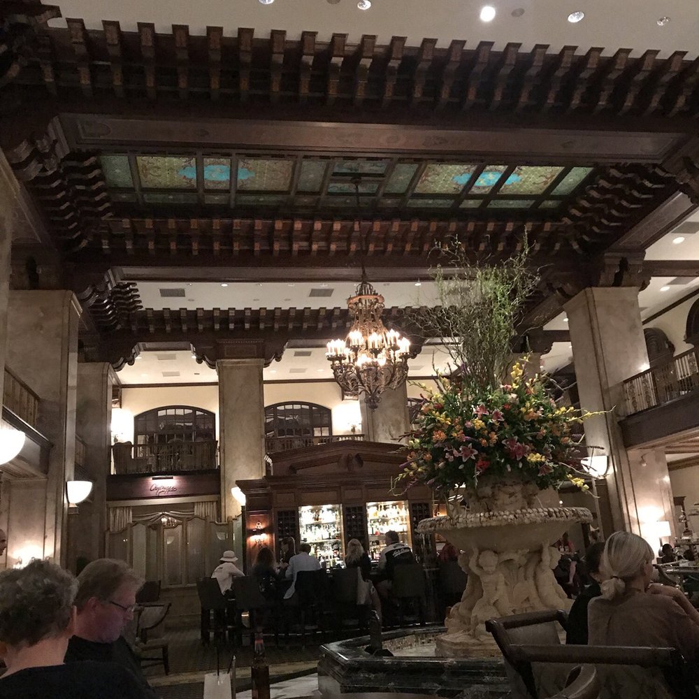 Lobby Bar At The Peabody - The bar - Lounges Near Me - Memphis, Tennessee