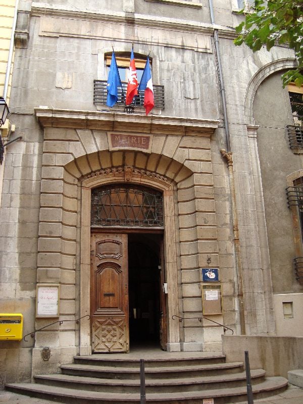 MAIRIE DU 5ÈME ARRONDISSEMENT ANNEXE VIEUX LYON Updated April 2024 5 place Petit Collège