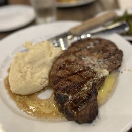 Ribeye w/ the mashed potatoes Ribeye w/ the mashed potatoes