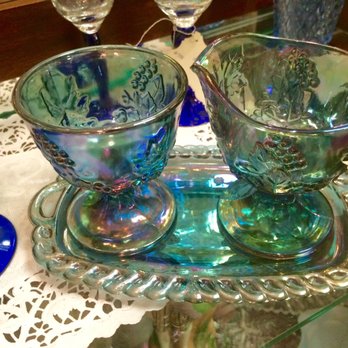 Legends Vintage Goods - Carnival glass-2017 - Antiques Near Me - Ocala, Florida