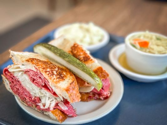 Shapiro's Delicatessen by null