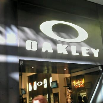 Oakley - Eyewear & Opticians Near Me - Honolulu, Hawaii
