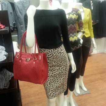 Banana Republic Factory Store - I like this red leather bag. - Men's Clothing Near Me - Brooklyn, New York