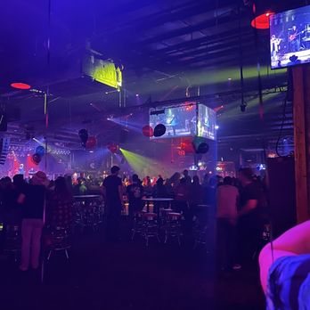 Cowboys Red River - a crowd of people at a bar - Music Venues Near Me - Dallas, Texas Cowboys Red River - a crowd of people at a bar - Music Venues Near Me - Dallas, Texas