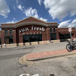 Marsh's Sun Fresh Market