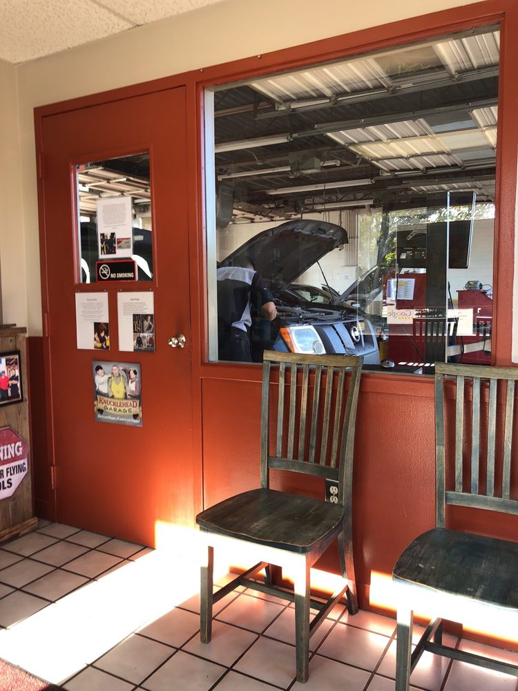 JIFFY LUBE Updated September 2024 13 Photos & 40 Reviews 7419 W