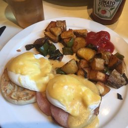 Eggs Benedict Florentine