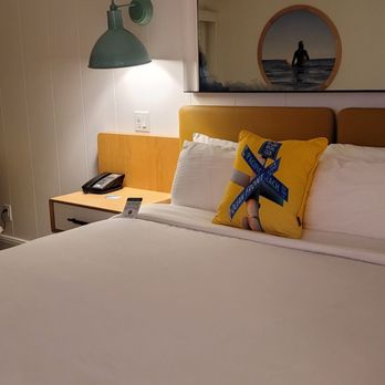 Ocean Park Inn - Ocean side room - San Diego, CA