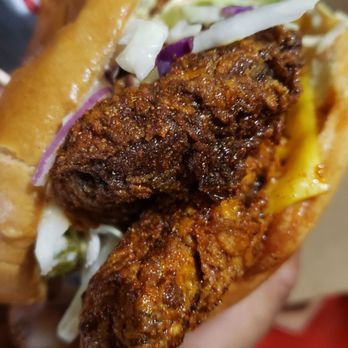 Baba's Hot Chicken - Baba sandwich Hot (supposedly) - Chicken Shop Near Me - Riverside, California