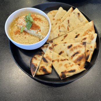 PopStroke - Hummus Platter - Mini Golf Near Me - Winter Garden, Florida