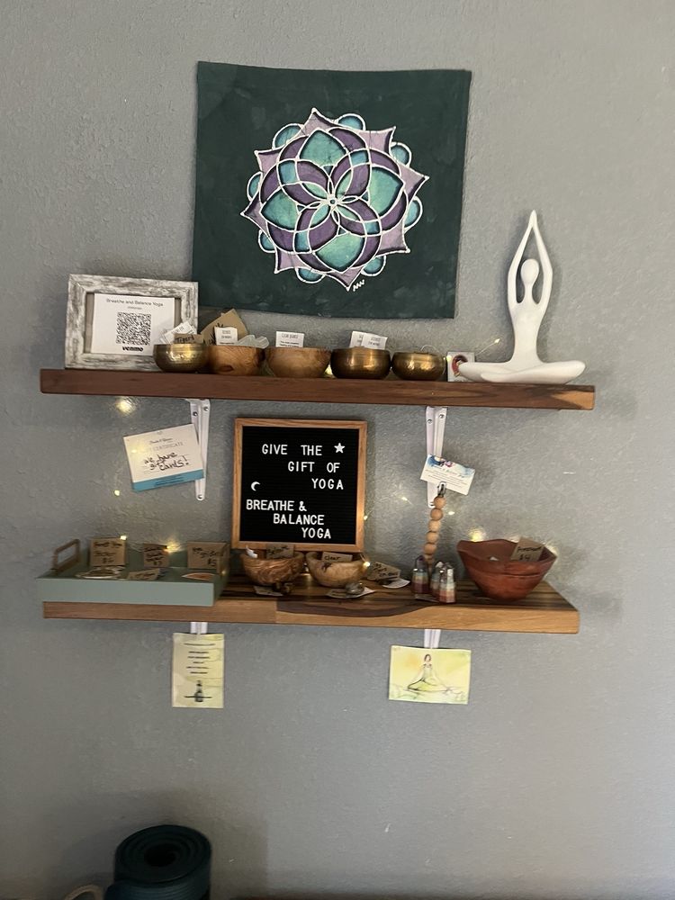 Breathe & Balance Yoga Logo