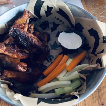 Tradesman's - Whiskey Bourbon Wings - Barbeque Near Me - Philadelphia, Pennsylvania