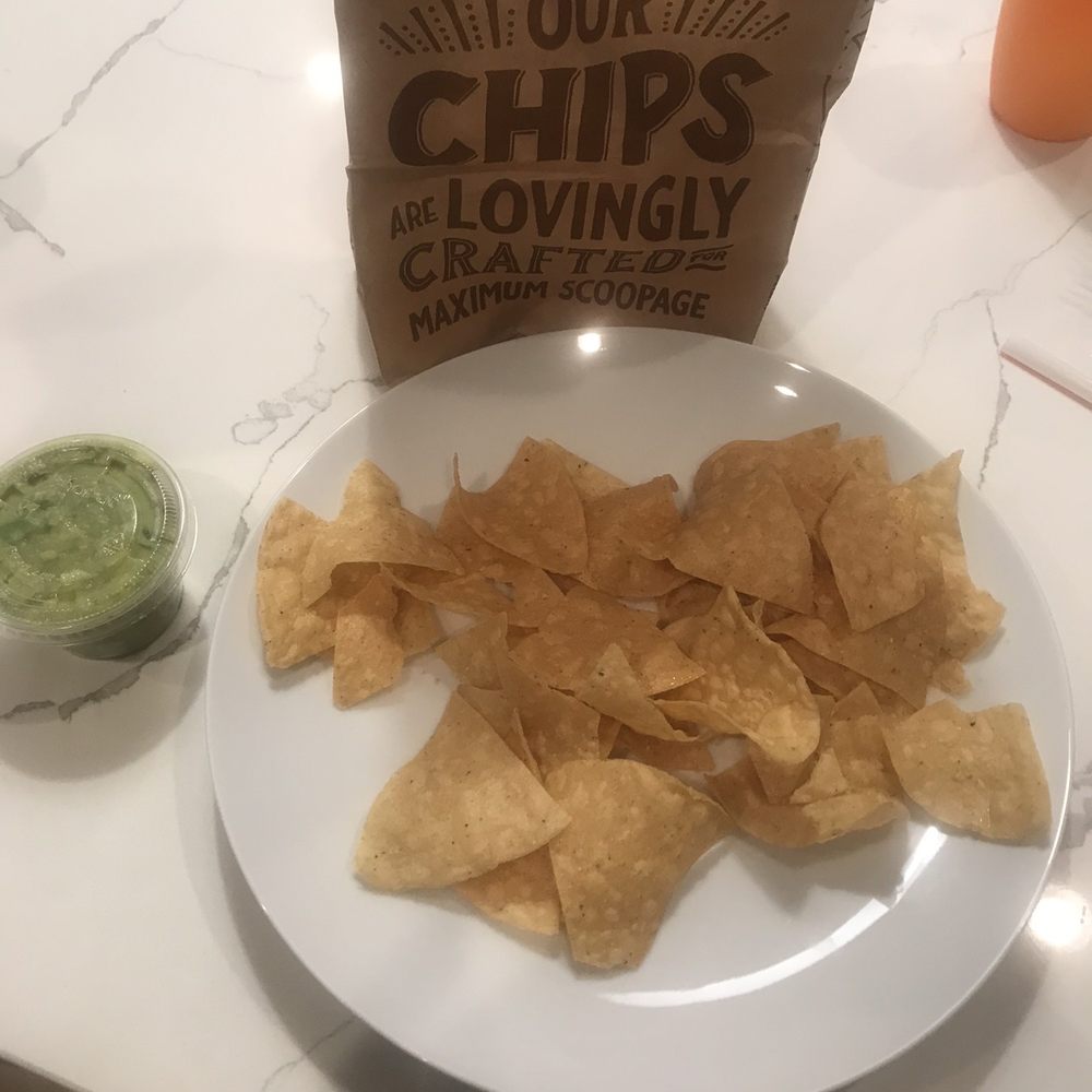Chipotle Mexican Grill - $3.95 for a few chips & guacamole - Fast Food Near Me - Franklin, Tennessee
