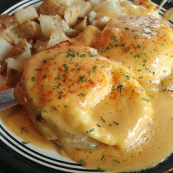 Downtown Diner - One of the best eggs Benadict I've had!