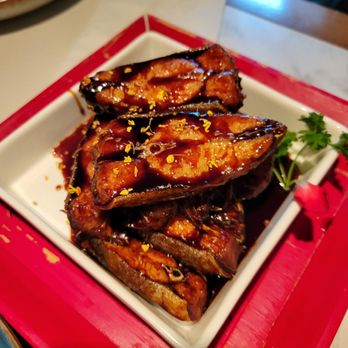Cheli - Flushing - Crispy Smoked Fish - Shanghainese Near Me - Flushing, New York