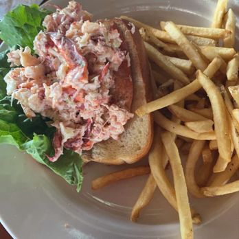 Mattakeese Wharf Waterfront Seafood - Lobster roll - Seafood Near Me - Barnstable, Massachusetts