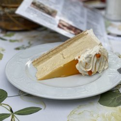 Inselcafe Spiekeroog - Die gute Sanddorn Torte.