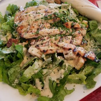 Le Peep - Grilled chicken salad - Breakfast & Brunch Near Me - Edison, New Jersey