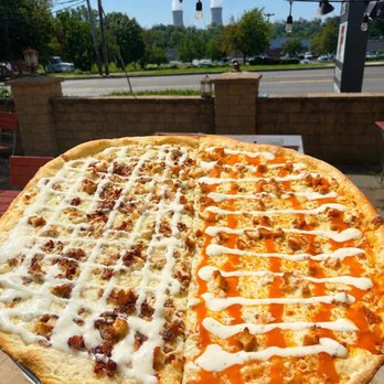 Sanatoga Pizza - Pizza Near Me - Pottstown, Pennsylvania