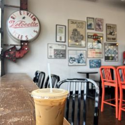 Iced Vanilla Latte