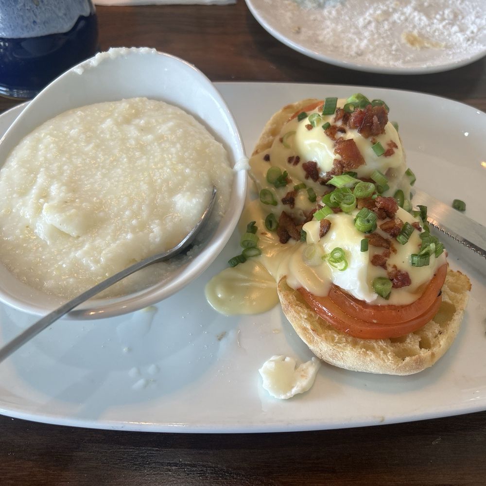 Another Broken Egg Cafe - Eggs Blackstone Benedict - Breakfast & Brunch Near Me - Austin, Texas Another Broken Egg Cafe - Eggs Blackstone Benedict - Breakfast & Brunch Near Me - Austin, Texas