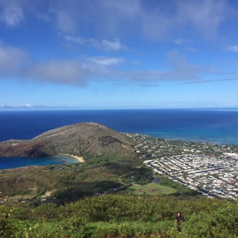 Koko Head - Lovely lovely view of Hanauma Bay and Hawaii Kai - Hiking Near Me - Honolulu, Hawaii Koko Head - Lovely lovely view of Hanauma Bay and Hawaii Kai - Hiking Near Me - Honolulu, Hawaii