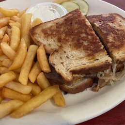 Gyro Melt Sandwich