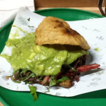 Taquería Casa Blanca - A esto me refiero cuando hablo de ponerle guacamole a mi taco. - Tacos Near Me - Tijuana, BCN