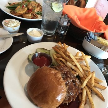 333 Belrose Bar & Grill - Venues & Event Spaces Near Me - Radnor, Pennsylvania