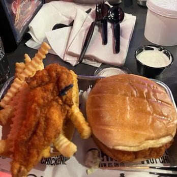 Houston TX Hot Chicken - Sandwich & Tender - Sandwiches Near Me - Fresno, California Houston TX Hot Chicken - Sandwich & Tender - Sandwiches Near Me - Fresno, California