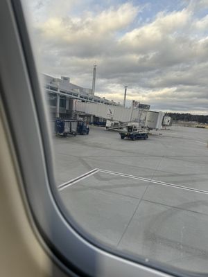 Manchester-Boston Regional Airport by null