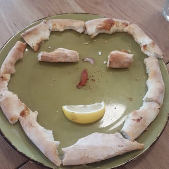 Corbett & Claude - Even the pizza crust is happy yo be here - Bars Near Me - Brisbane, QLD