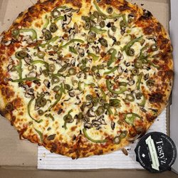 Acton Pizza & Family Coffee Shop - Large Pizza with mushrooms, green olives and green peppers