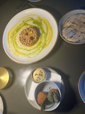 Hell or High Water Restaurant & Bar by null