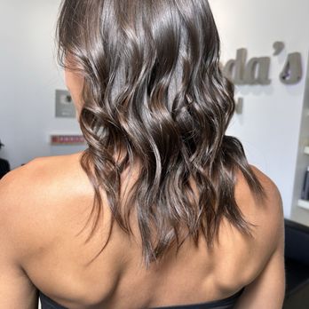 Fernanda's Beauty Salon - Hairstyle, haircut, hair treatment - Hair Salons Near Me - Somerville, Massachusetts