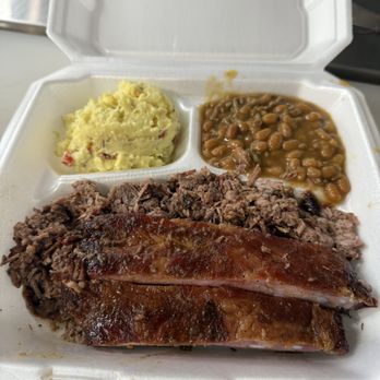 Fat Baxx BBQ & Catering - Food Trucks Near Me - Mineola, Texas Fat Baxx BBQ & Catering - Food Trucks Near Me - Mineola, Texas