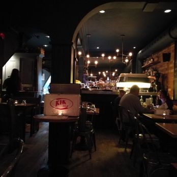 7 West Cafe - Inside - Italian Near Me - Toronto, Ontario