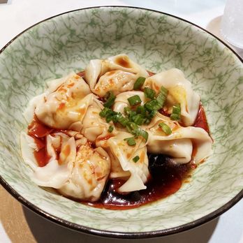 Dumpling Bar - Chicken Wonton w/Chili Sauce(8pcs) - Chinese Near Me - San Marino, California Dumpling Bar - Chicken Wonton w/Chili Sauce(8pcs) - Chinese Near Me - San Marino, California