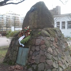 Gedenkstein für die Gefallenen des  1. und 2. Weltkrieges