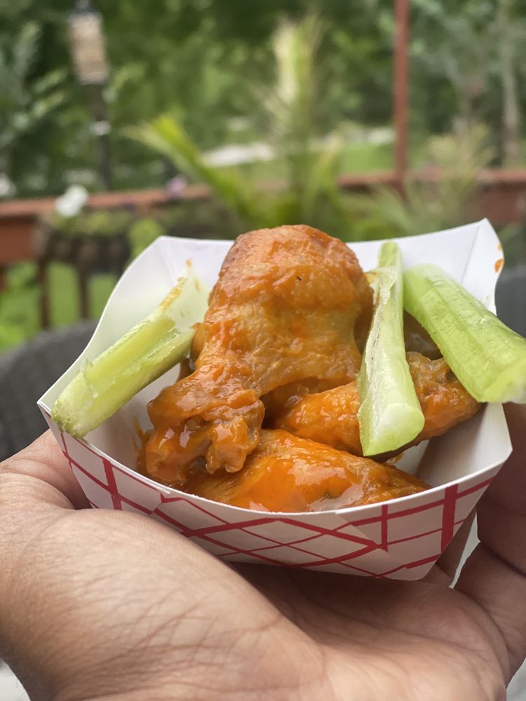 International Wings Factory