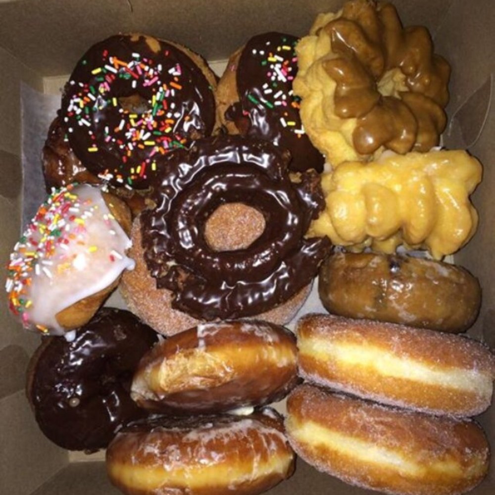 Donut Hut - The owner gave us two extra donuts from the dozen that we bought - Donuts Near Me - Las Vegas, Nevada Donut Hut - The owner gave us two extra donuts from the dozen that we bought - Donuts Near Me - Las Vegas, Nevada