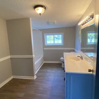 A Smooth Home Improvement - Roofing Near Me