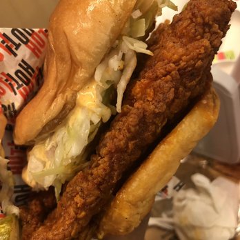 Howlin' Ray's - Sando chicken sandwich (mild) - Southern Near Me - Los Angeles, California Howlin' Ray's - Sando chicken sandwich (mild) - Southern Near Me - Los Angeles, California