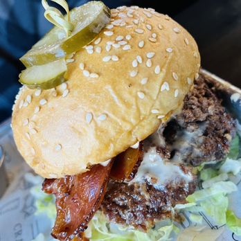 Craftsman Brew - a hamburger with bacon, lettuce and pickles - Beer Bar Near Me - Edwards, Colorado Craftsman Brew - a hamburger with bacon, lettuce and pickles - Beer Bar Near Me - Edwards, Colorado