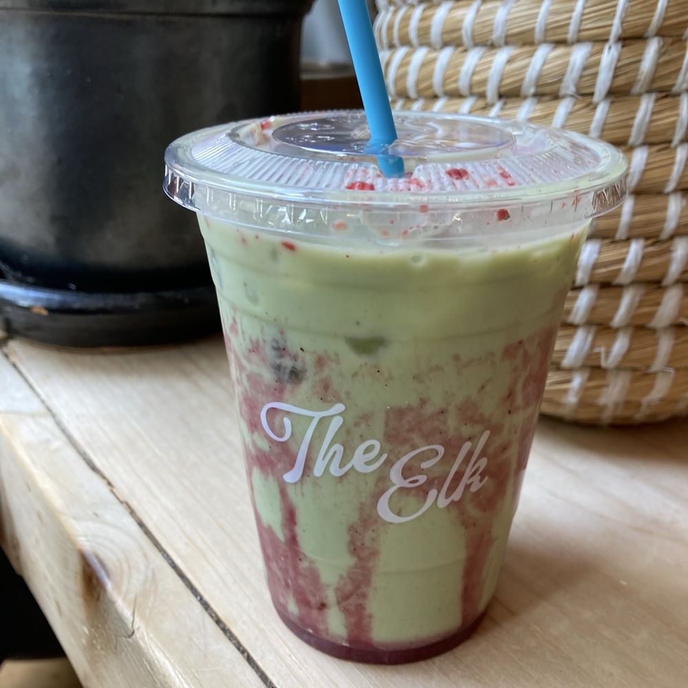 Strawberry Matcha Latte Strawberry Matcha Latte