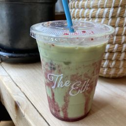 Strawberry Matcha Latte Strawberry Matcha Latte