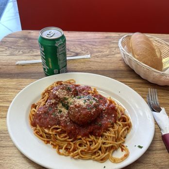 Raceway Pizza - Pizza Near Me - Yonkers, New York Raceway Pizza - Pizza Near Me - Yonkers, New York