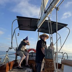 Pura Vida Sailing Charters - The boat, friends, and beautiful ocean